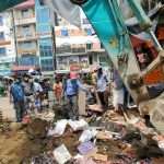 শতাধিক অবৈধ স্থাপনা উচ্ছেদ করল চসিক