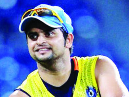 করোনাবিধি ভেঙে গ্রেফতার রায়না