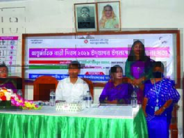 দেশ অদম্য গতিতে এগিয়ে যাচ্ছে