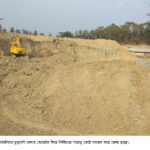 স্কেভেটর দিয়ে নির্বিচারে কাটা হচ্ছে ২৬ পাহাড়