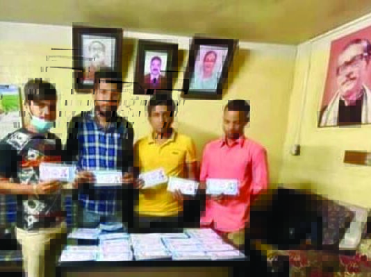 ইপিজেডে স্বেচ্ছাসেবক লীগের মাস্ক বিতরণ