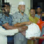 অসহায় শ্রমিকদের ঈদ উপহার এ এম নাজিম উদ্দিনের