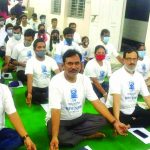 যোগ ব্যায়ামে শারীরিক সক্ষমতা বাড়ে