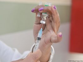 টিকা কিনতে বাংলাদেশকে ৯৪ কোটি ডলার দিচ্ছে এডিবি