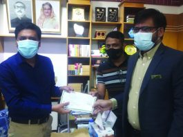 জেলা প্রশাসকের ত্রাণ তহবিলে সাইফ পাওয়ার টেকের ১০ লাখ টাকা অনুদান