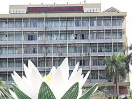 ১৮ মাস ঋণের কিস্তি না দিলেও ‘খেলাপি নয়’