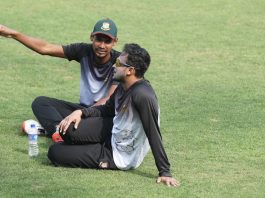 অলরাউন্ডারদের র্যাঙ্কিংয়ের শীর্ষে সাকিব, সেরা দশে মোস্তাফিজ