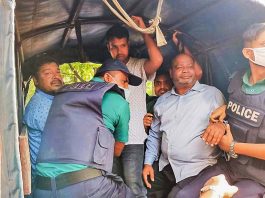 বিএনপি নেতাকর্মীদের সঙ্গে পুলিশের সংঘর্ষ