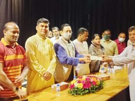 চট্টগ্রাম ঐতিহ্যগতভাবে অসাম্প্রদায়িক নগরী