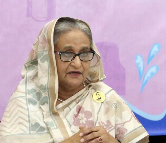 যতই ঝুঁকি আসুক উন্নয়নের ধারা অব্যাহত রাখতে হবে : প্রধানমন্ত্রী