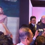 নায়িকার অনুরোধ ফেলতে পারলেন না প্রতিমন্ত্রী