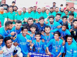 টেরীবাজার ব্যবসায়ী সমিতির ফুটবল টুর্নামেন্ট সম্পন্ন