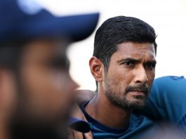 ‘অনুশীলনে সব ঠিকঠাকই হচ্ছে, ম্যাচে ভুল করছে’