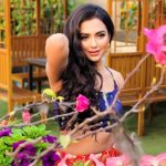 সুখবর দিলেন নুসরাত ফারিয়া