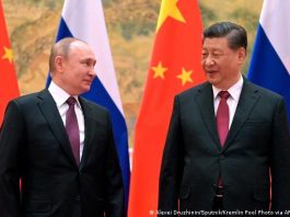 চীনের কাছে অস্ত্র আর অর্থ চেয়েছে রাশিয়া