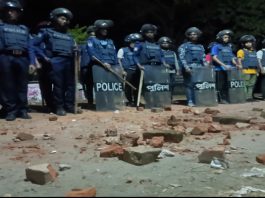 চবিতে দফায় দফায় সংঘর্ষ, ককটেল বিস্ফোরণ