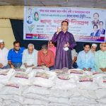 সরকার গণতন্ত্র হরণ করেছে