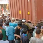 কাভার্ডভ্যানের ধাক্কায় প্রাণ গেলো বাবা-ছেলের