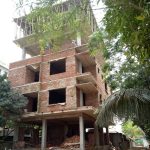 সম্পদের পাহাড় হোটেল বয়ের!