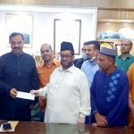 গাউসিয়া কমিটি জামাল খান ওয়ার্ড শাখার চেক প্রদান