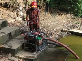 পানির সংকটে পড়বে দুই গ্রামের মানুষ