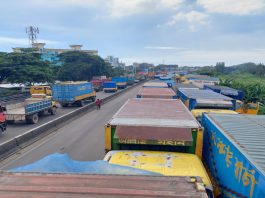 ঈদের চাপ অফডকে