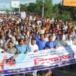 স্বৈরাচারের পতন করতে হবে