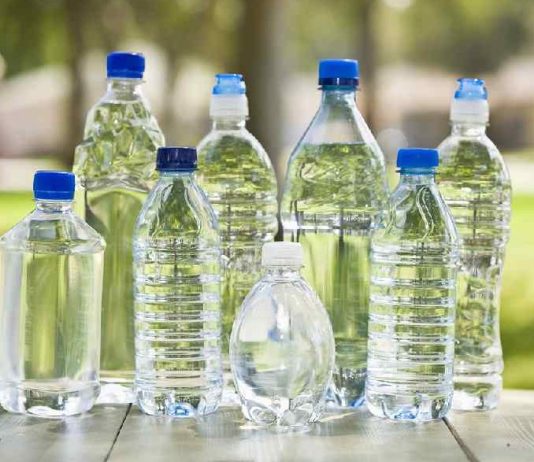 প্লাস্টিকের পুরোনো বোতলে পানি পানে হতে পারে বিপদ