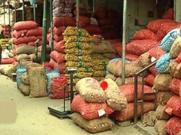 ঊর্ধ্বমুখী আদা-রসুনের বাজার