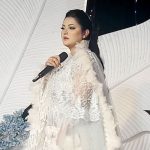 জন্মদিনে ‘পায়রা’র সাজে চমকে দিলেন পরীমণি