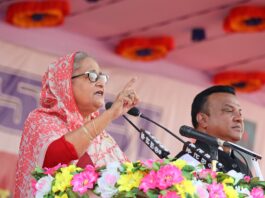 ভোট চাইলেন শেখ হাসিনা