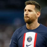 পিএসজিতে থাকার ঘোষণা মেসির