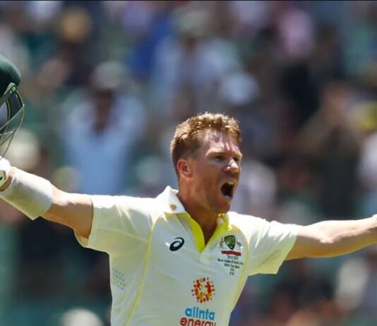 শততম টেস্টে ডাবল সেঞ্চুরি ওয়ার্নারের