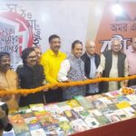 নগরবাসী মাতল কবিতা উৎসবে