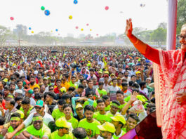 এত এত প্রকল্প কি দেশ ধ্বংসের নমুনা