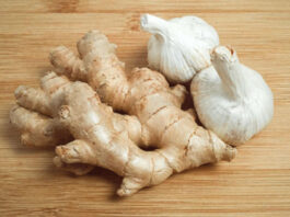 আদা-রসুনে আবারও ডাবল সেঞ্চুরি!