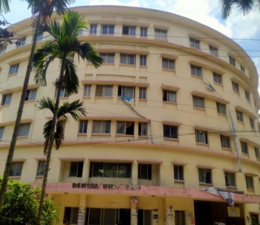 হাসপাতালে রোগী যায় না কেন