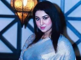 ঠোঁট সার্জারি করিয়েছেন অপু বিশ্বাস?