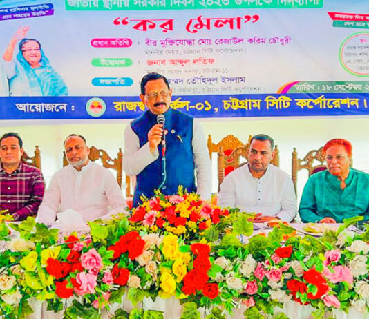 নদী-খাল দখল করে স্থাপনা গড়লে ভেঙে দেয়া হবে : মেয়র