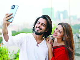 প্রথমবার সিয়াম-ফারিণ ‘পুনর্মিলনে’