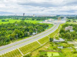 টানেলের সুফলে প্রতিবন্ধকতা দুই প্রান্তের যানজট!