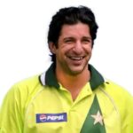 বাবরদের কড়া সমালোচনায় আকরাম