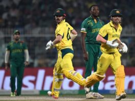 প্রোটিয়াদের কাঁদিয়ে ফাইনালে অস্ট্রেলিয়া