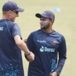 ডোনাল্ডের বিদায় নিয়ে দু’রকম ভাষ্য!