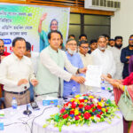 মানুষের জীবনমান উন্নয়নে কাজ করছে সরকার