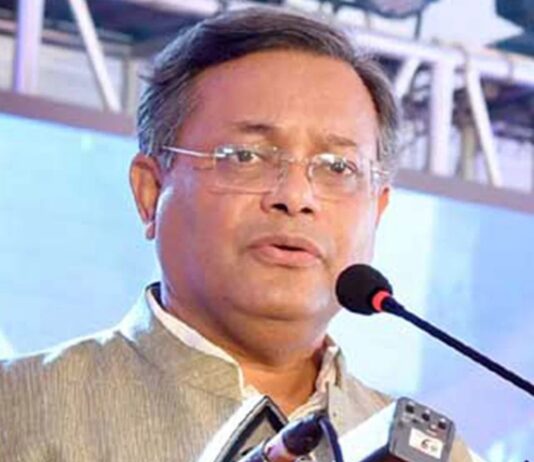 পাঁচ বছরে তথ্যমন্ত্রীর আয় বাড়েনি