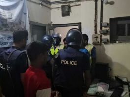 রুমায় ব্যাংকে হামলা, টাকা লুট, ম্যানেজারকে ‘অপহরণ’