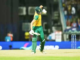 স্বাগতিকদের বিদায় করে শেষ চারে দক্ষিণ আফ্রিকা