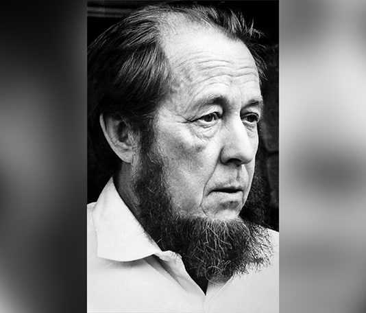 দুটি কবিতা : অ্যালেকজান্ডার সোলঝেনিটসিন