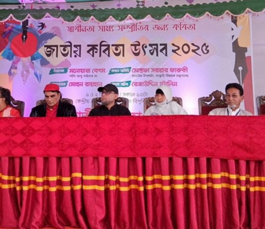 বইয়ের ওপর সেন্সরশিপ আরোপের কোনও পরিকল্পনা নেই: সংস্কৃতি উপদেষ্টা